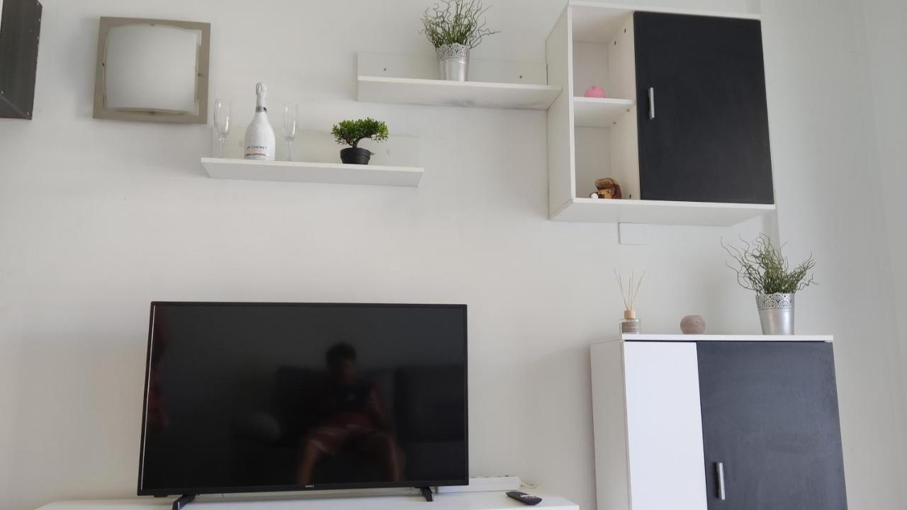 Paseo De Gracia - Lovely Studio By The Sea! Los Cristianos  Bagian luar foto
