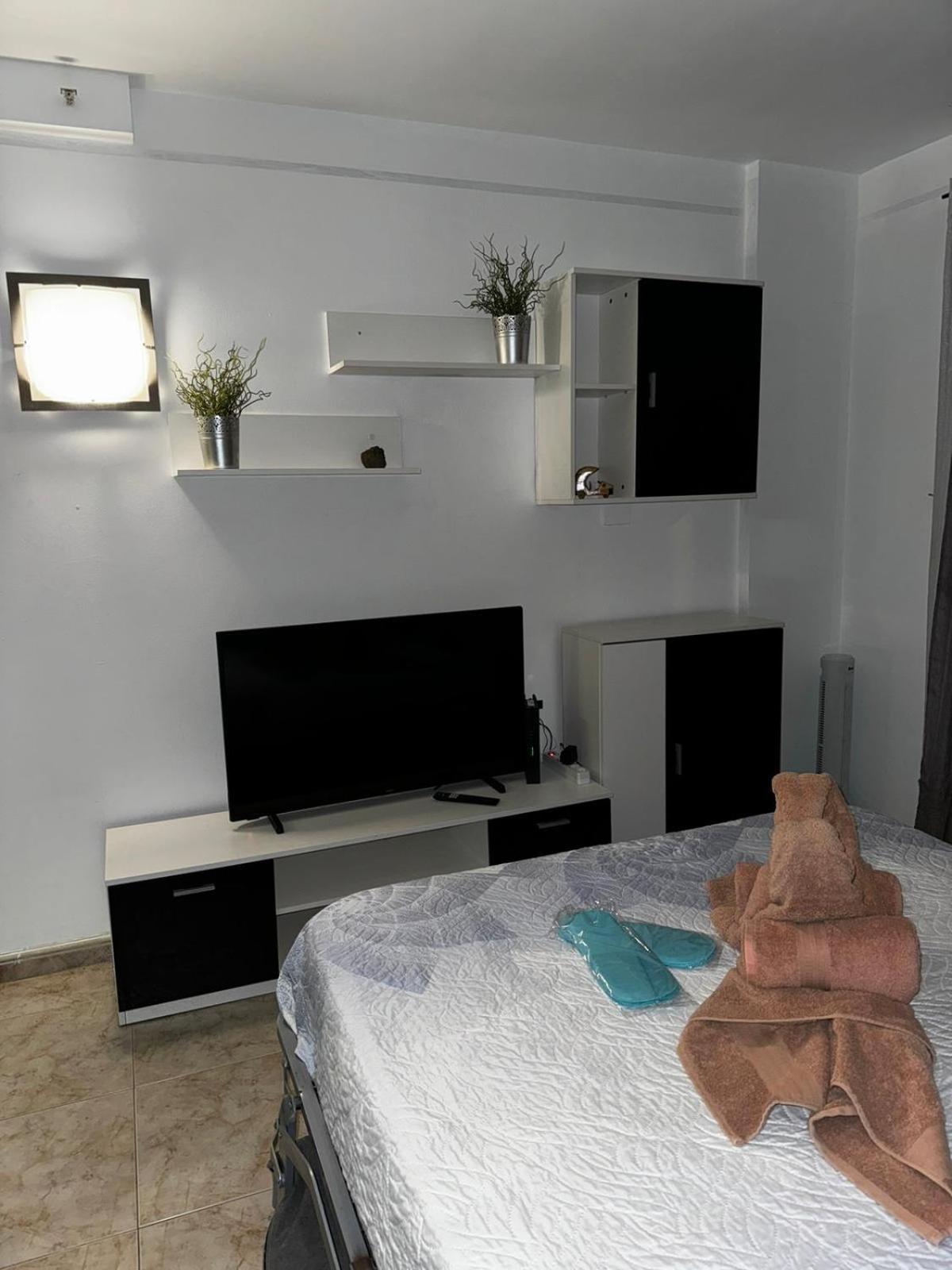 Paseo De Gracia - Lovely Studio By The Sea! Los Cristianos  Bagian luar foto