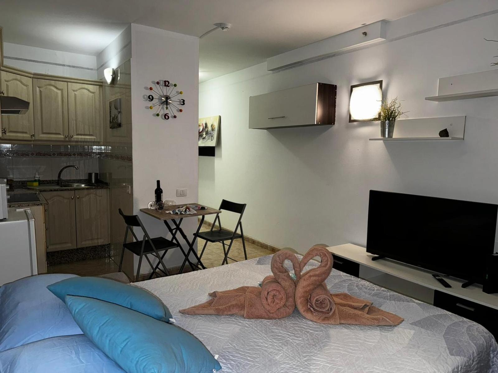 Paseo De Gracia - Lovely Studio By The Sea! Los Cristianos  Bagian luar foto